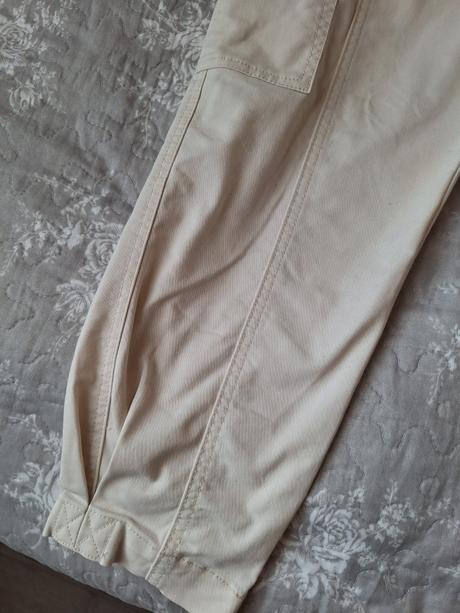 Kapsáčové béžové nohavice, amisu,38