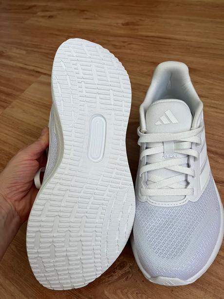 Adidas tenisky, adidas,37