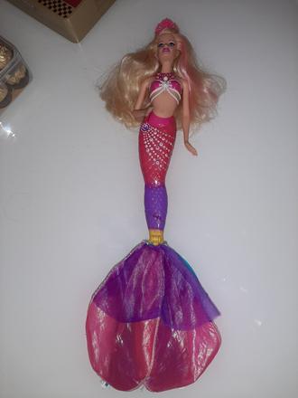 Barbie perlová víla, 