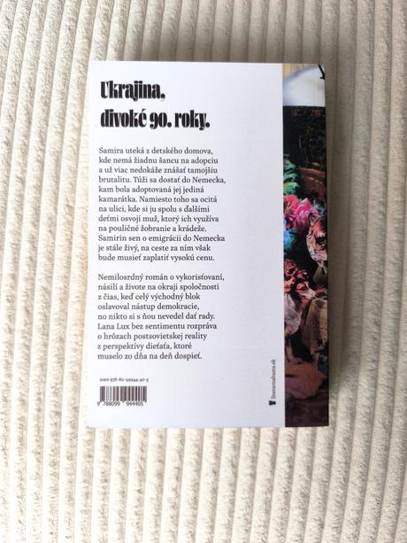 Kniha lana lux - kukolka, 