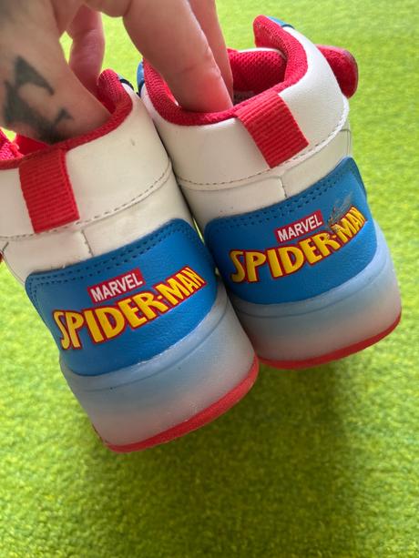 Blikajúce tenisky spiderman 25/26, primark,25