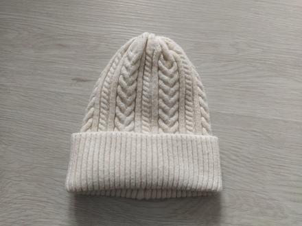 Krémová čiapka veľ 140-158, sinsay