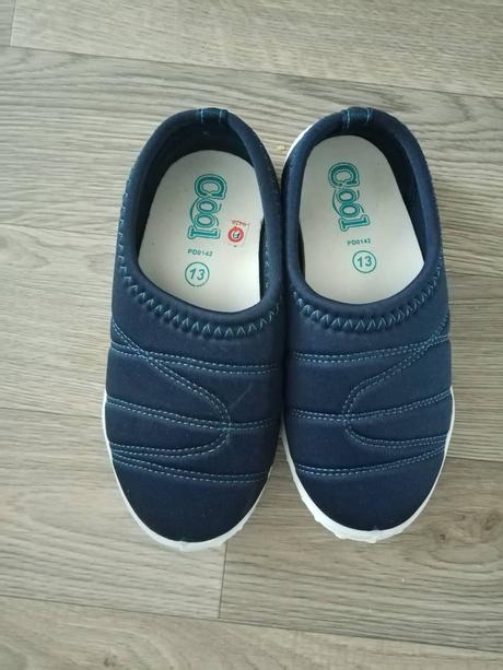 Nepoužité papuče, 31