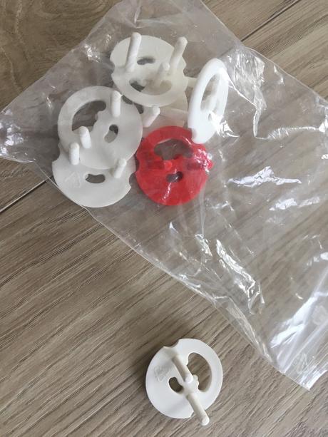 Kryty do zástrčky pre bezpečnostˇ detí, ikea