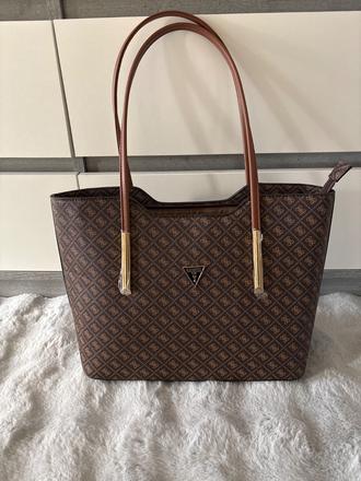 Guess kabelka, guess