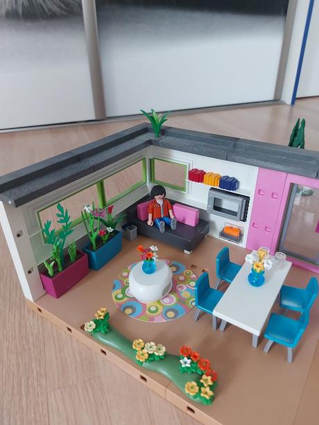 Playmobil obrovská vila+bazén+hosťovský dom+auto, 