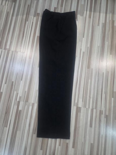 Chlapčenské nohavice, 146