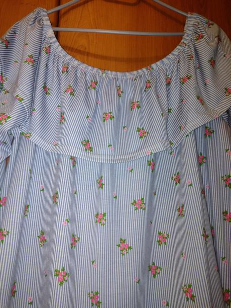 Šaty s kvietkami, atmosphere,48