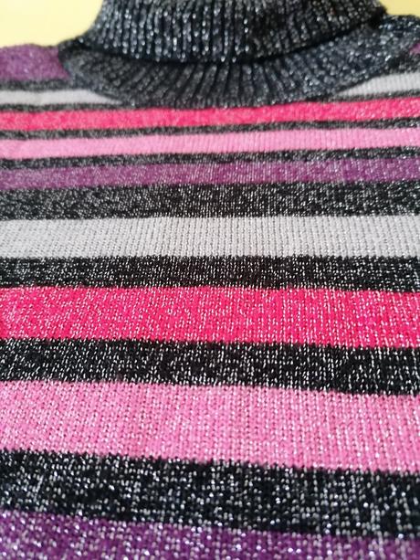 Svetríkový roláčik, cherokee,104