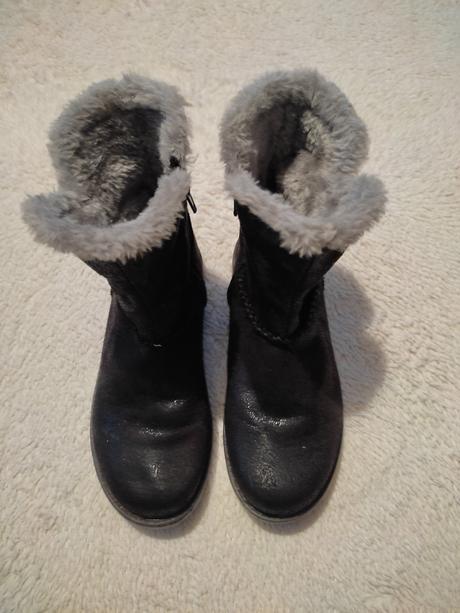 Čierne polo cizmicky, 31