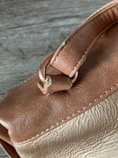 Batoh anekke, anekke