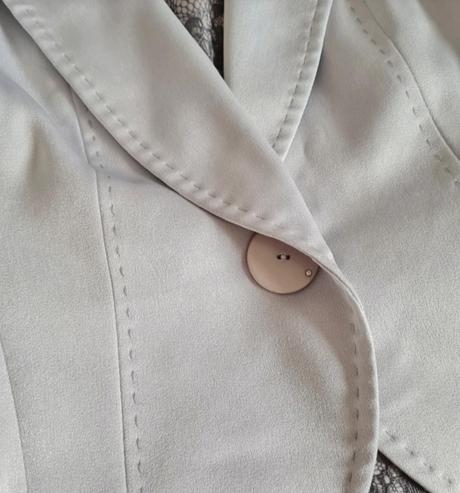 Krásny elegantný set - šaty, sako, opasok, l