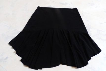 Mini latino sukňa s volánmi s/m, m