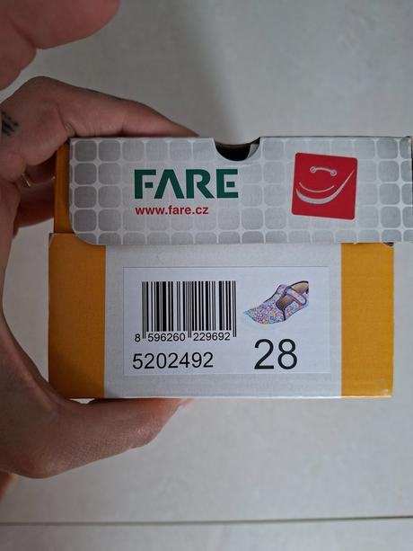 Papucky fare bare, fare,28