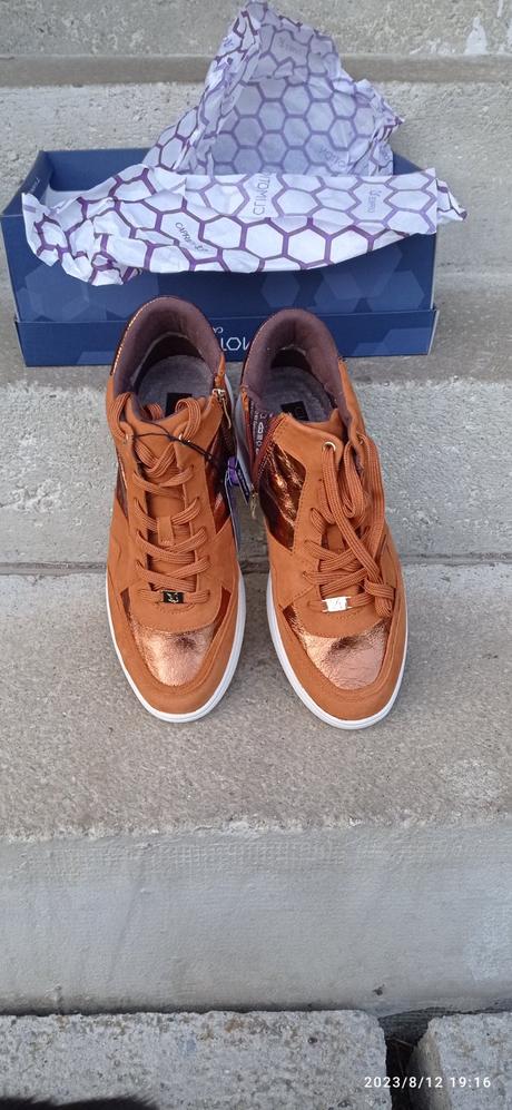 Členkové topánky, 40