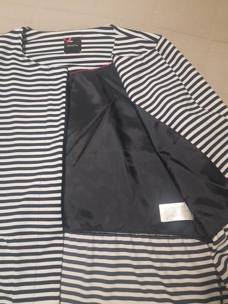 Parádne prúžkované sako bonita, č.m, m