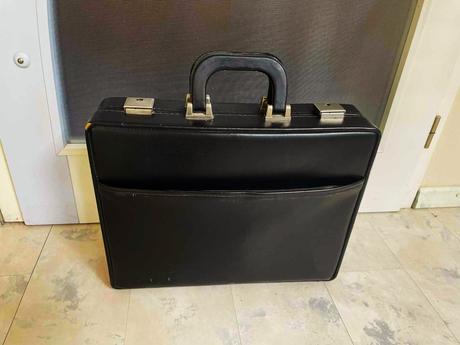 Retro starý kufrík, 