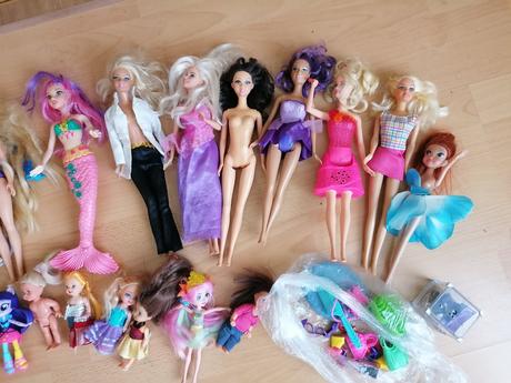 Barbie a bábiky, 