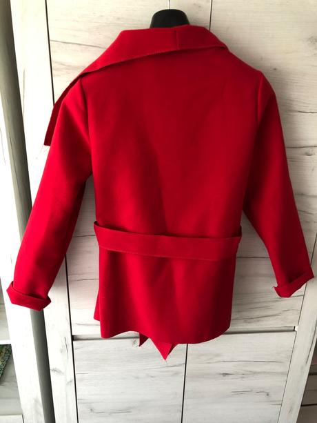 Červený kardigan/tenký kabát, 36