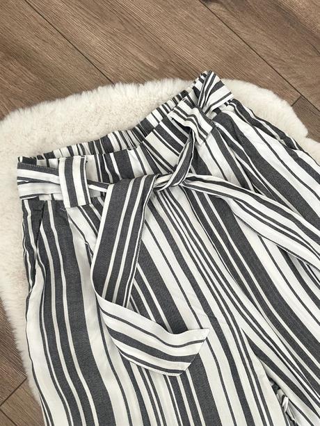 Šedo biele viskózové nohavice, xs, h&m,xs