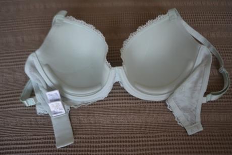 Calvin klein 34dd/75e, calvin klein,75e