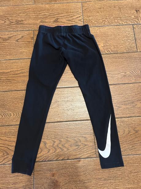 Leginy, nike,128