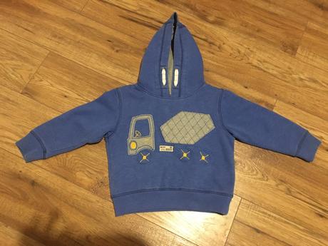 Mikinka next, next,104