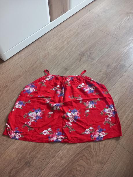 Crop top xs a tričká s, s