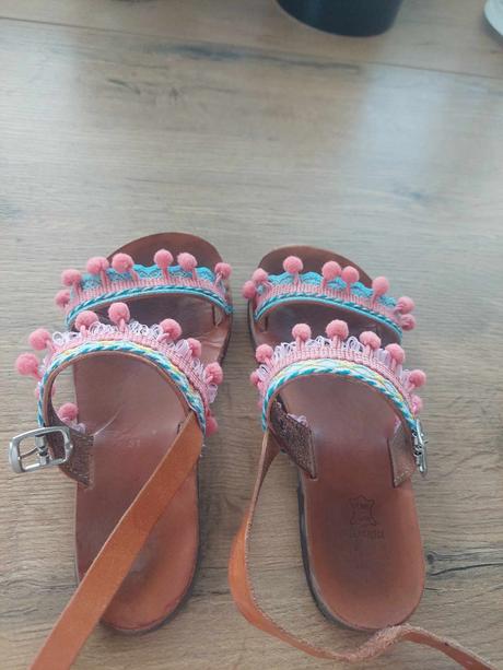 Grecke rucne site sandalky, 31