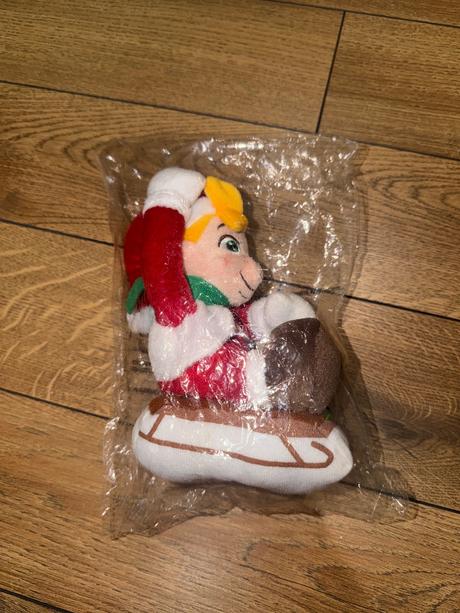 Vianočný plyšový škriatok, 