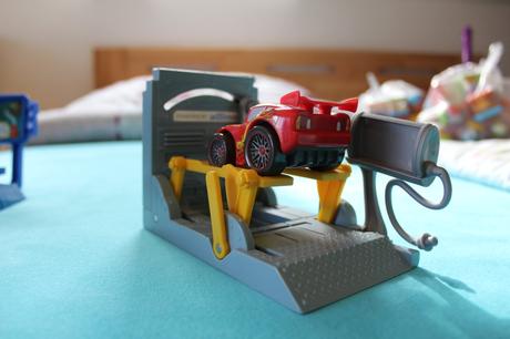 Fisher price imaginext cars 2 lightning mcqueen, 