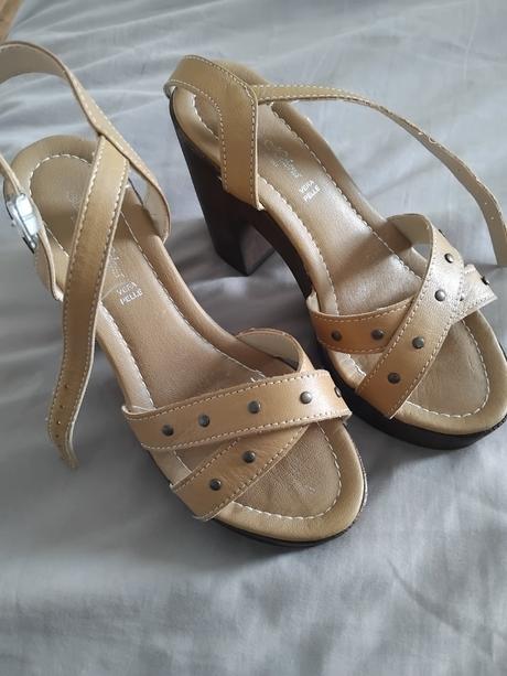 Lahucke sandalky, 35