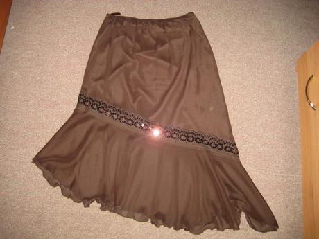 Sukňa elegantná, 38
