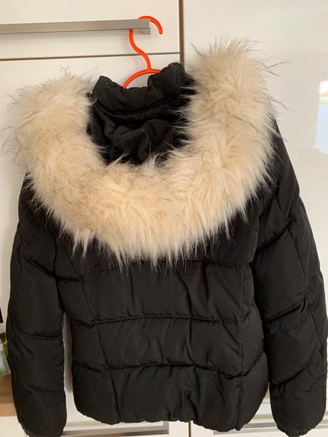 Nadherna zimna bunda, bershka,m