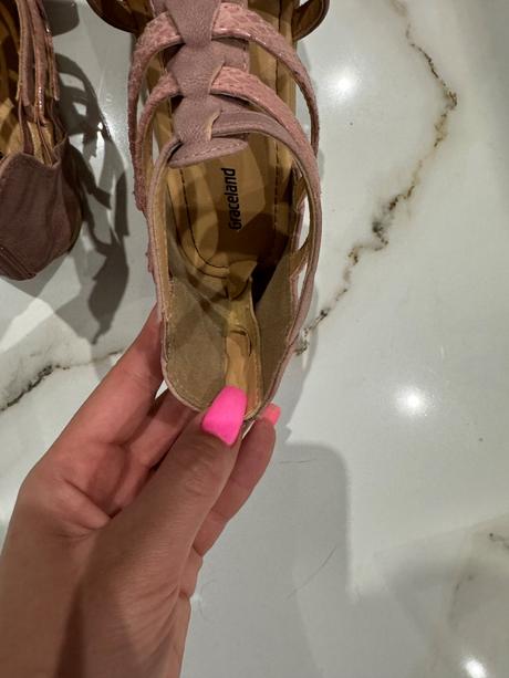 Dievčenské sandále, deichmann,36