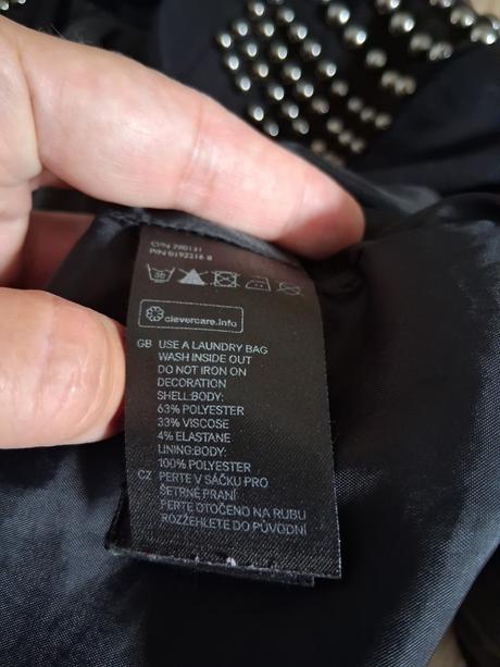 Čierne sako s kovovými aplikáciami, h&m,38