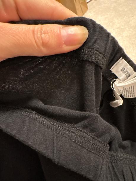 Tenke cierne leginy, sinsay,158