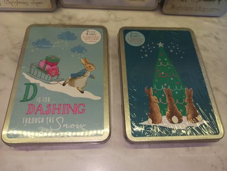 Vintage christmas notecards in tin, 