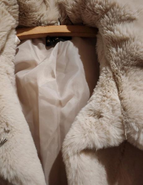 Predám nový kožuškový kabát, f&f,38