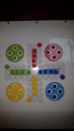 Kniha spolocenskych hier na cesty, 