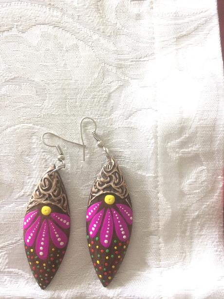 Drevene nausnice nenosene, 