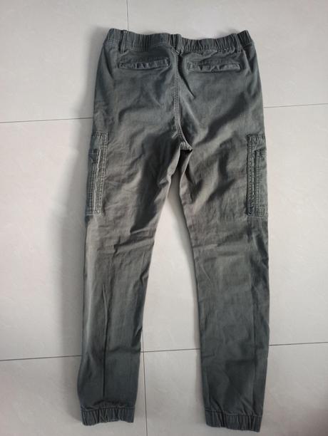Sivé pánske nohavice, clockhouse,30