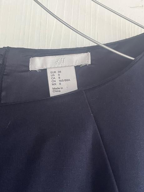 Tmavomodré minimalistické šaty, h&m,m