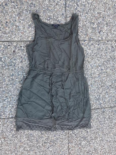 Zľava. šaty esmara velk. 42., esmara,42