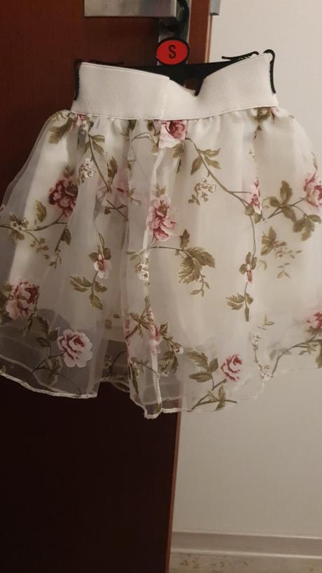 Elegantna kvetinova sukna, xs