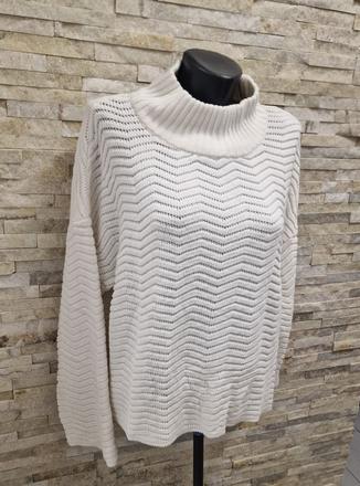 Biely sveter cache cache, m