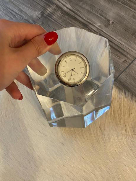 Hodinky sklo, 