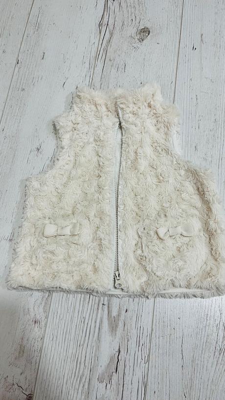 Kremovo-biela vesta 98, 98