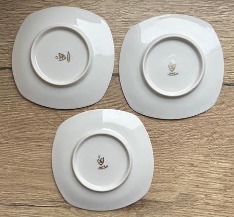 3x podšálky karlovarský porcelán czechoslovakia,