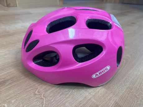 Cyklisticka prilba abus, m